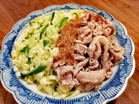 シャキシャキ野菜と豚しゃぶのごまだれ